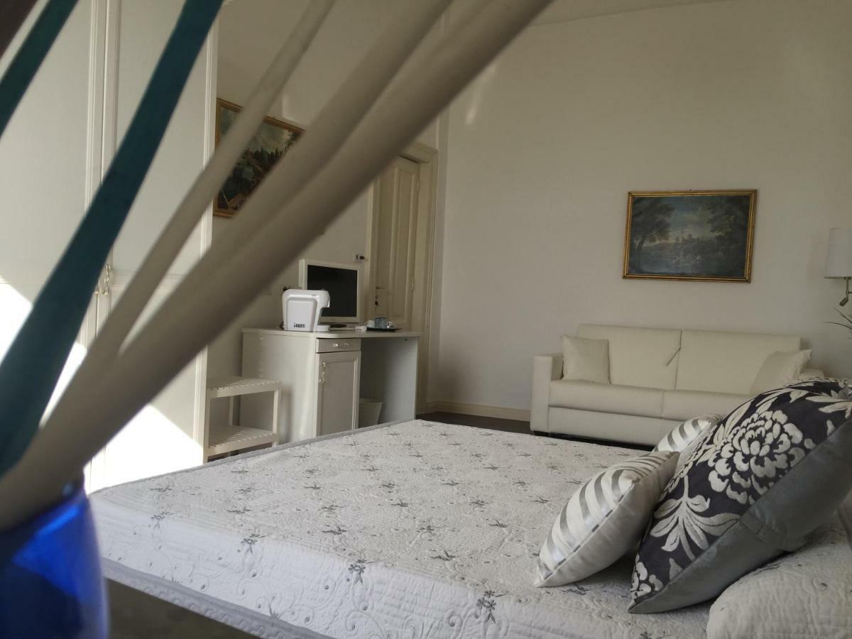 B&B Di Mare E D'Azzurro Salerno Eksteriør billede