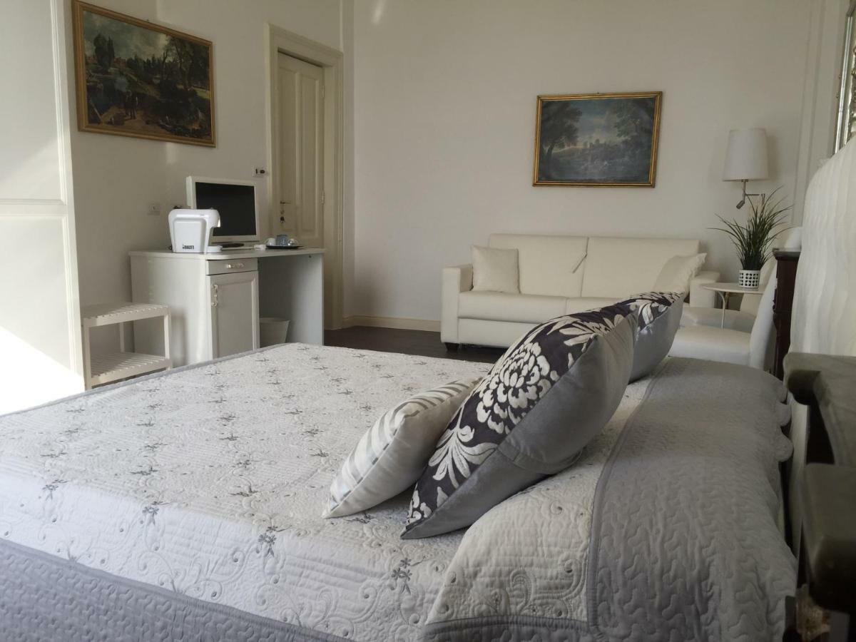 B&B Di Mare E D'Azzurro Salerno Eksteriør billede