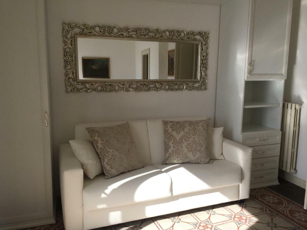 B&B Di Mare E D'Azzurro Salerno Eksteriør billede