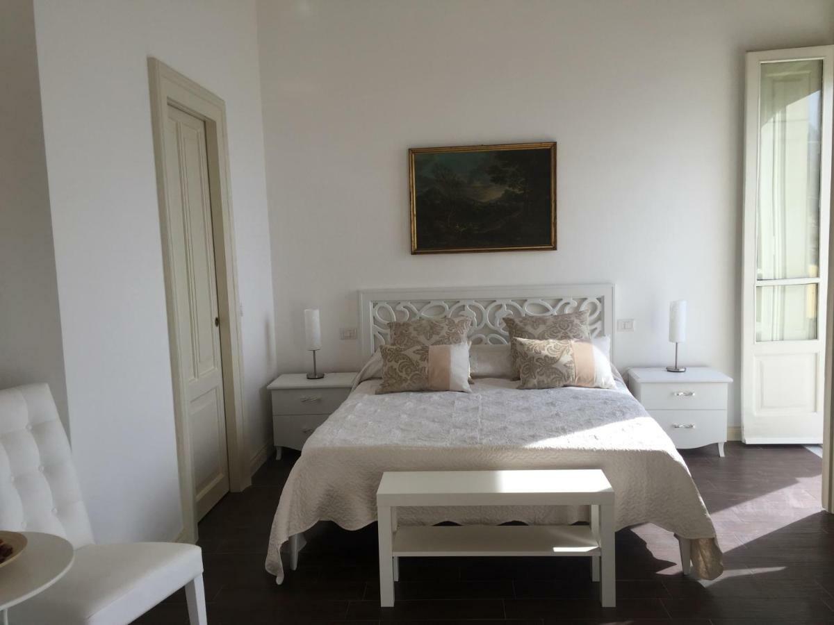 B&B Di Mare E D'Azzurro Salerno Eksteriør billede