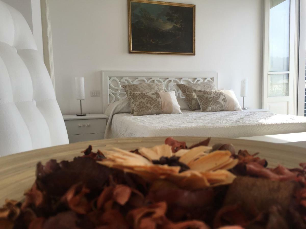 B&B Di Mare E D'Azzurro Salerno Eksteriør billede