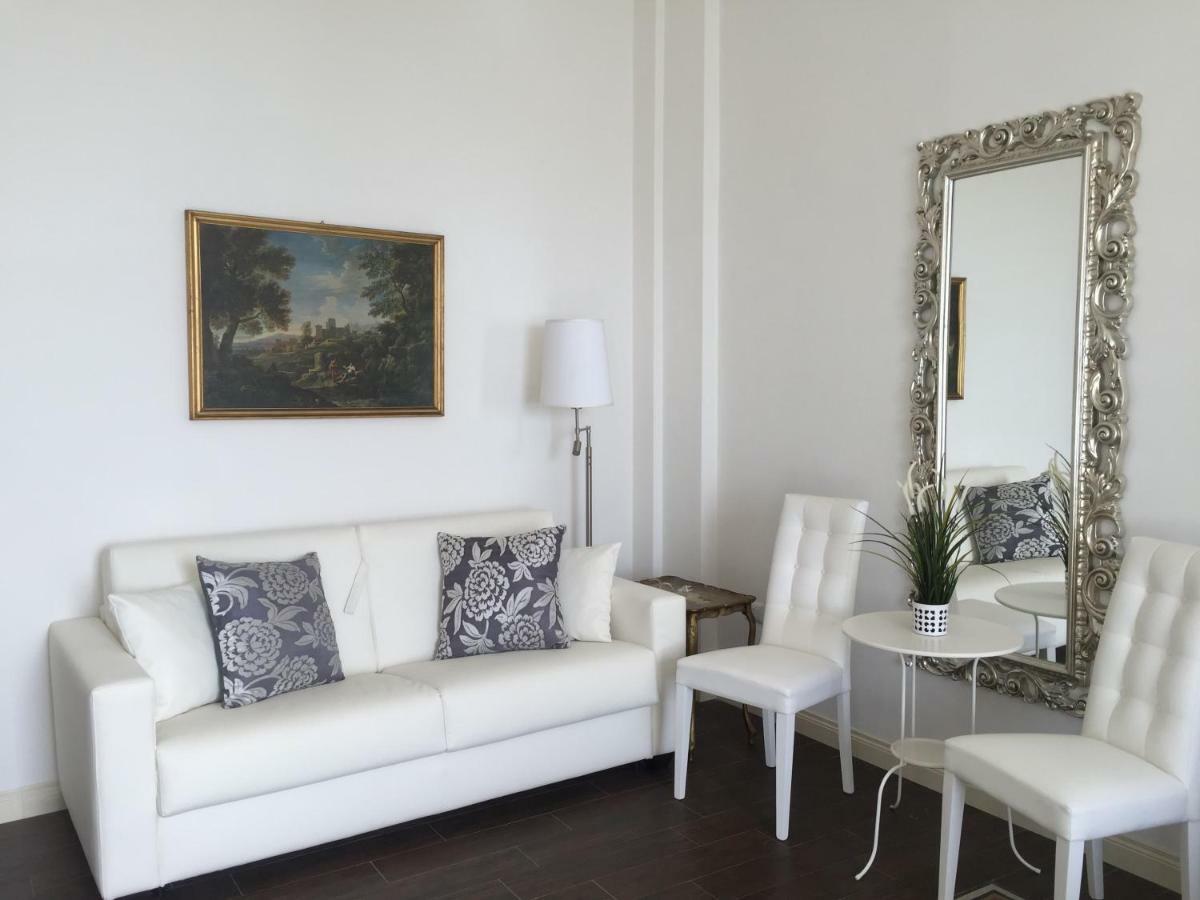 B&B Di Mare E D'Azzurro Salerno Eksteriør billede