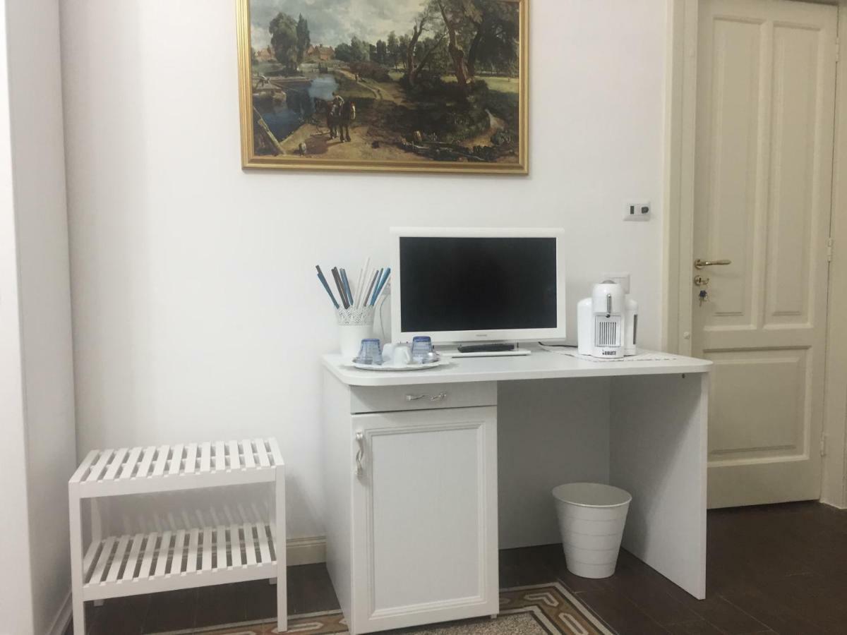 B&B Di Mare E D'Azzurro Salerno Eksteriør billede