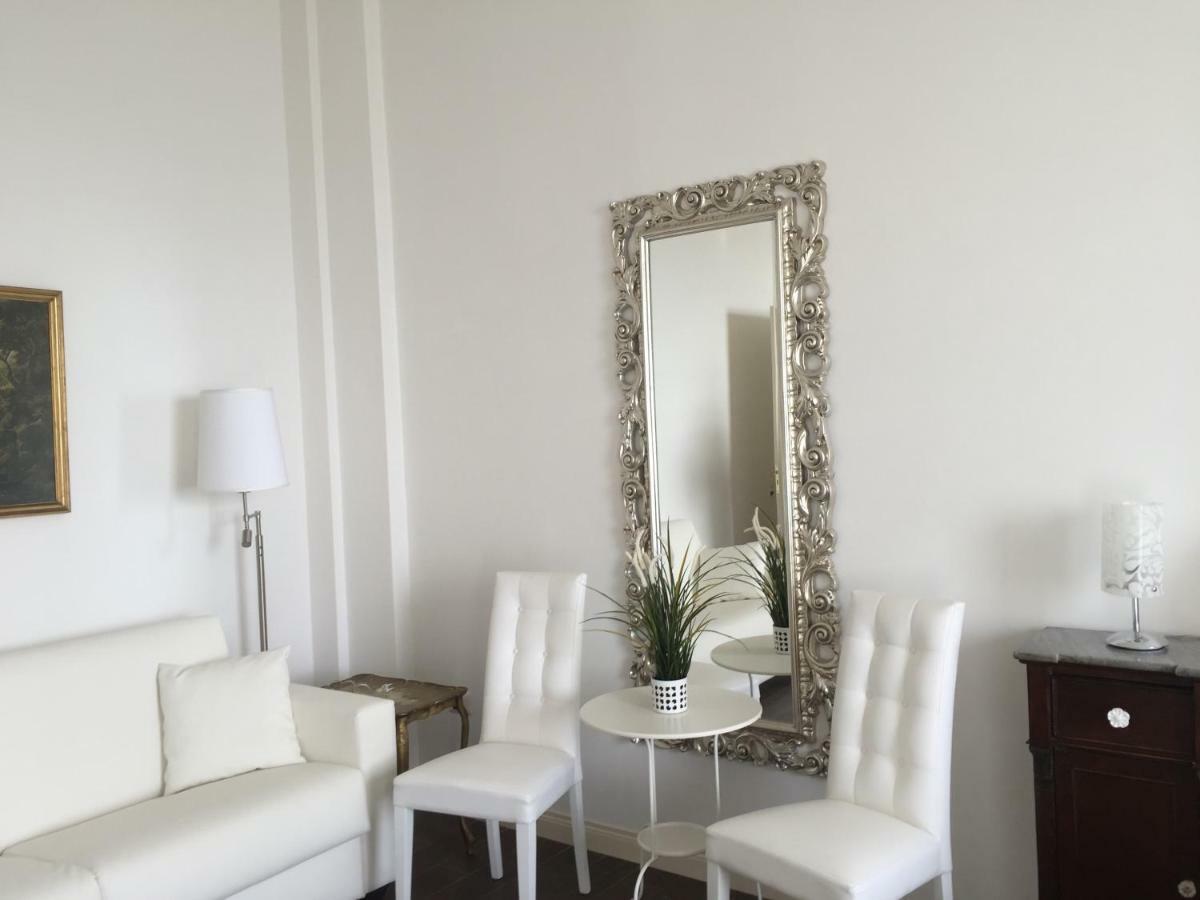 B&B Di Mare E D'Azzurro Salerno Eksteriør billede
