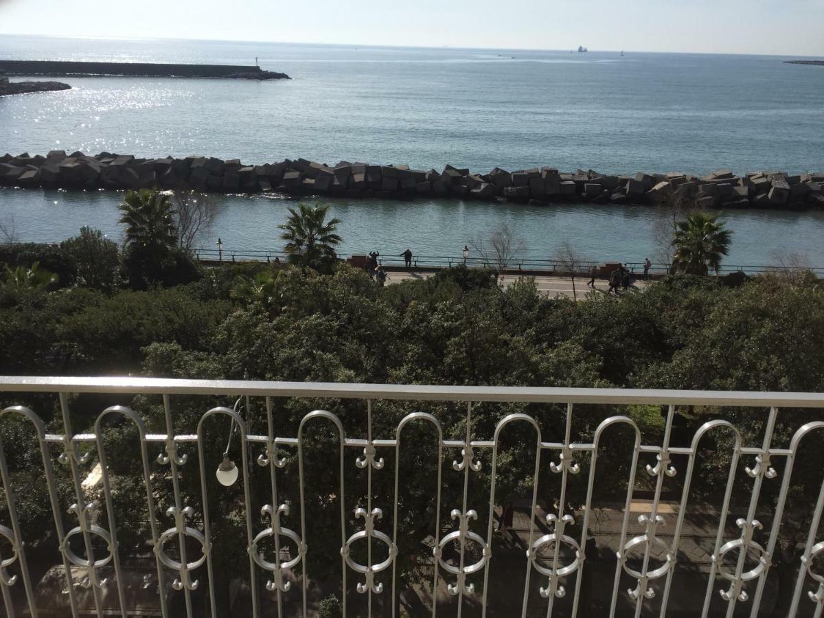 B&B Di Mare E D'Azzurro Salerno Eksteriør billede